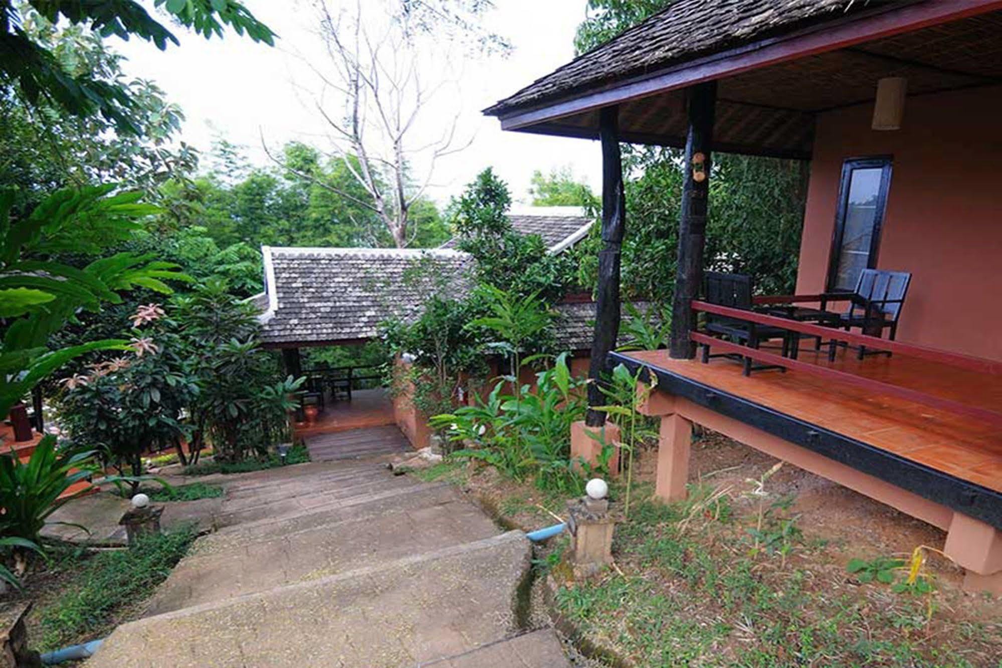 Chiang Rai Valley Resort @Doi Hom Fha Mae Chan Exteriör bild