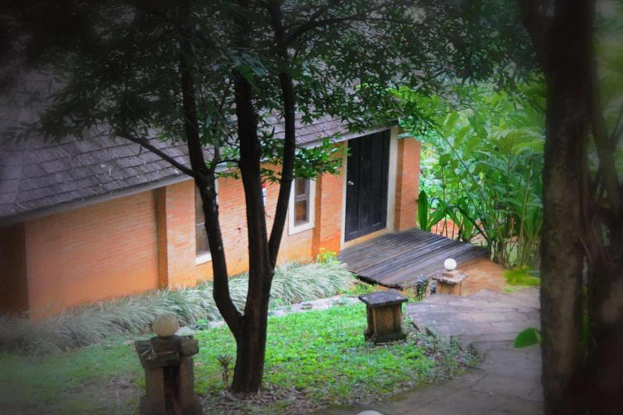 Chiang Rai Valley Resort @Doi Hom Fha Mae Chan Exteriör bild