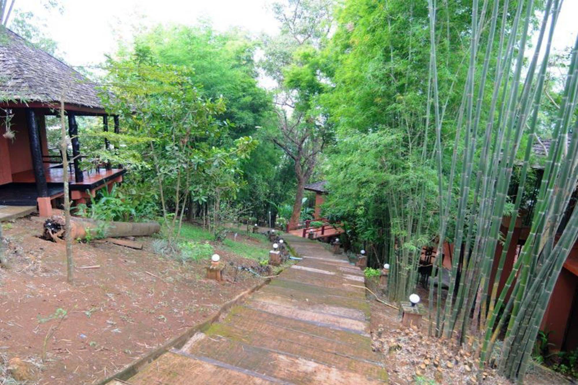 Chiang Rai Valley Resort @Doi Hom Fha Mae Chan Exteriör bild